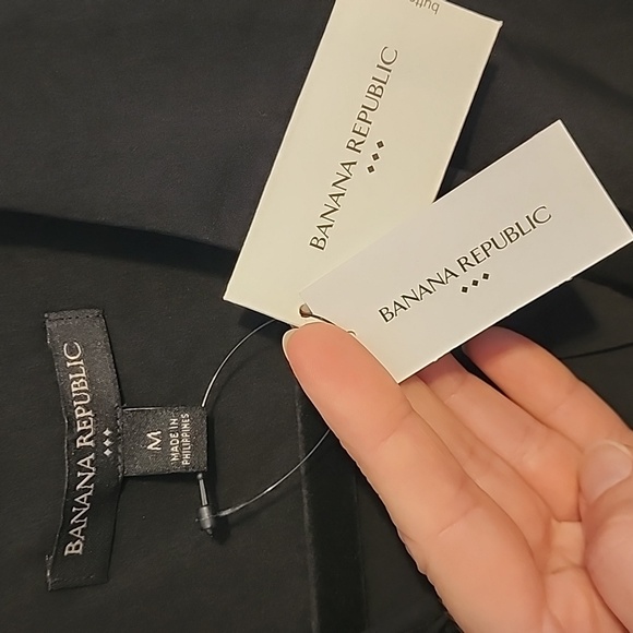 Banana Republic sleeveless blouse - Picture 5 of 8